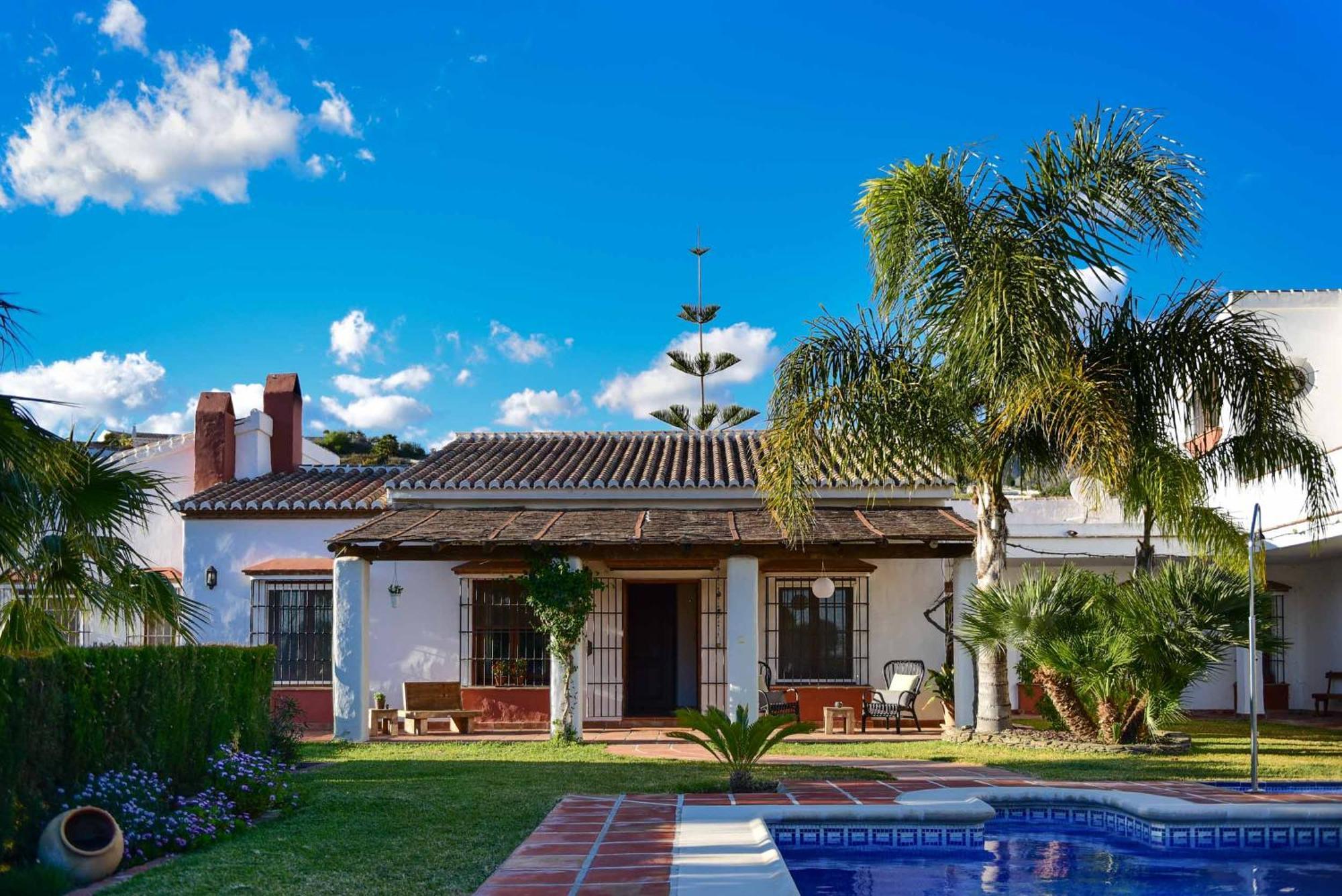 La Perla De Frigiliana Bed & Breakfast Deluxe Exterior photo