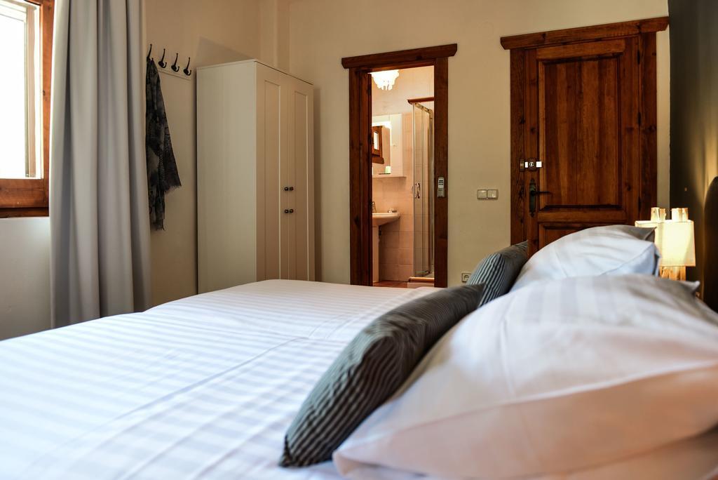 La Perla De Frigiliana Bed & Breakfast Deluxe Exterior photo