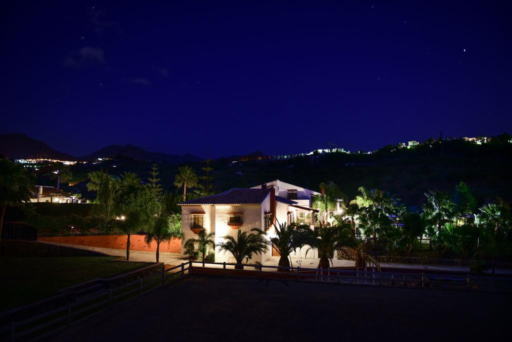 La Perla De Frigiliana Bed & Breakfast Deluxe Exterior photo